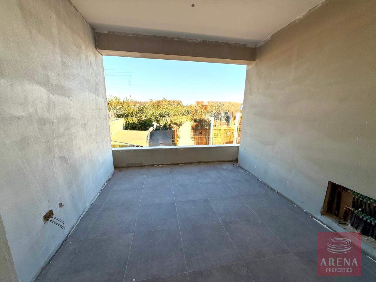 1-APTS-IN-DERYNIA-10146-3-5