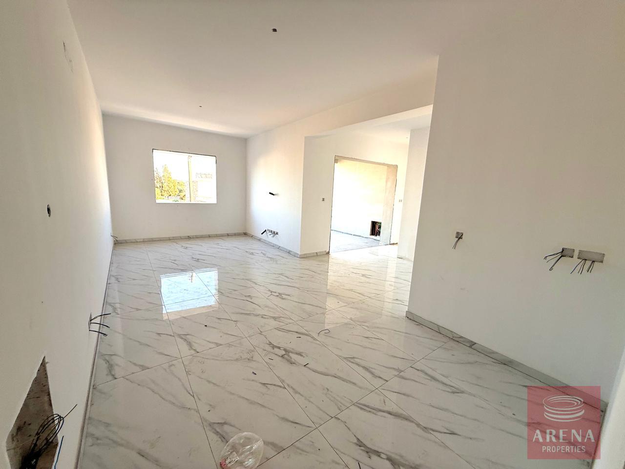 1-APTS-IN-DERYNIA-10146-4-5