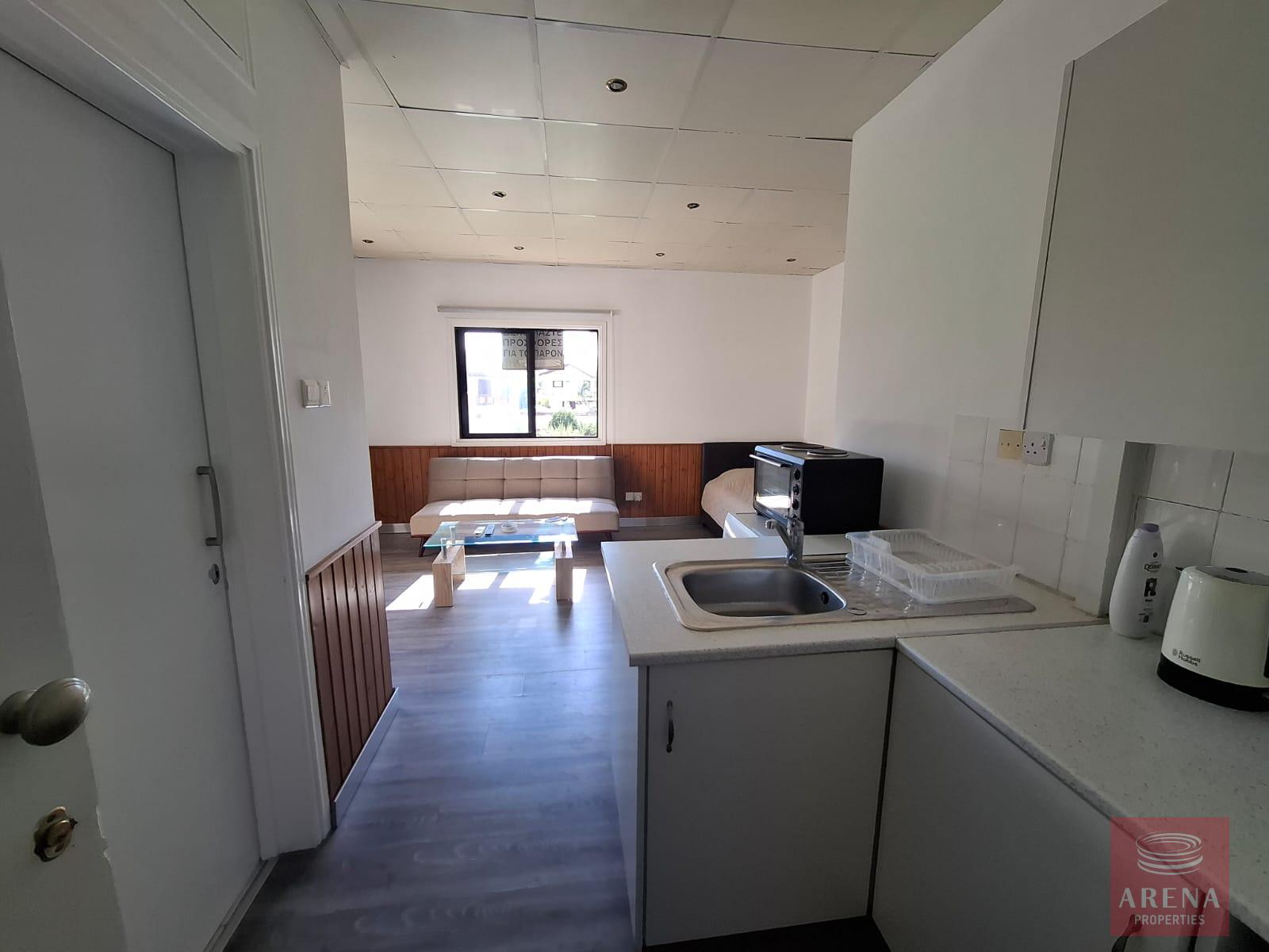 1-STUDIO-DEKELIA-10095-6-5