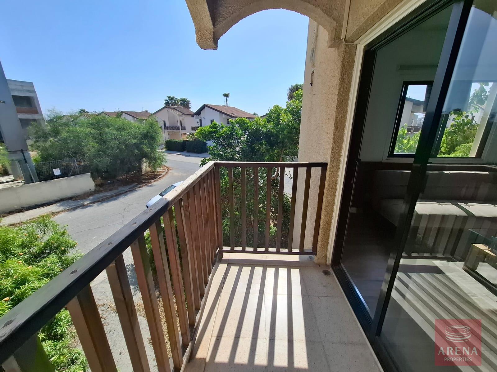 1-STUDIO-DEKELIA-10095-7-5