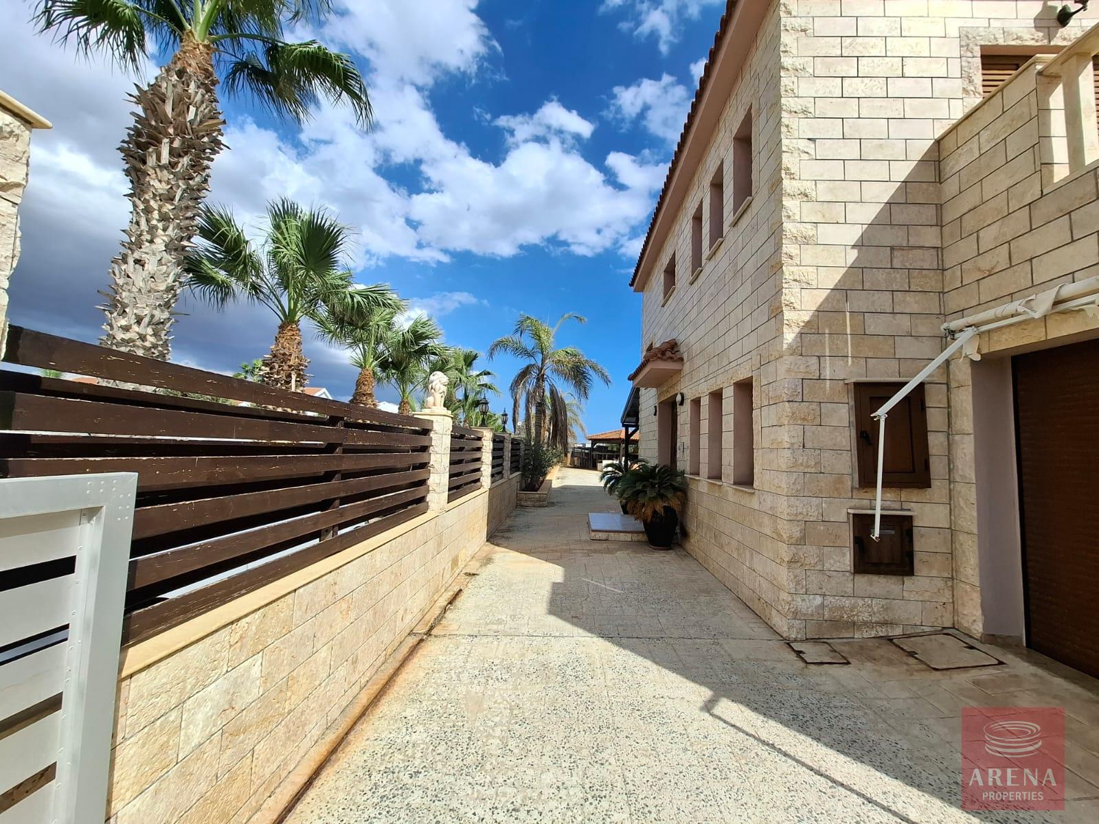 1-VILLA-AYIA-THEKLA-10250-14-3