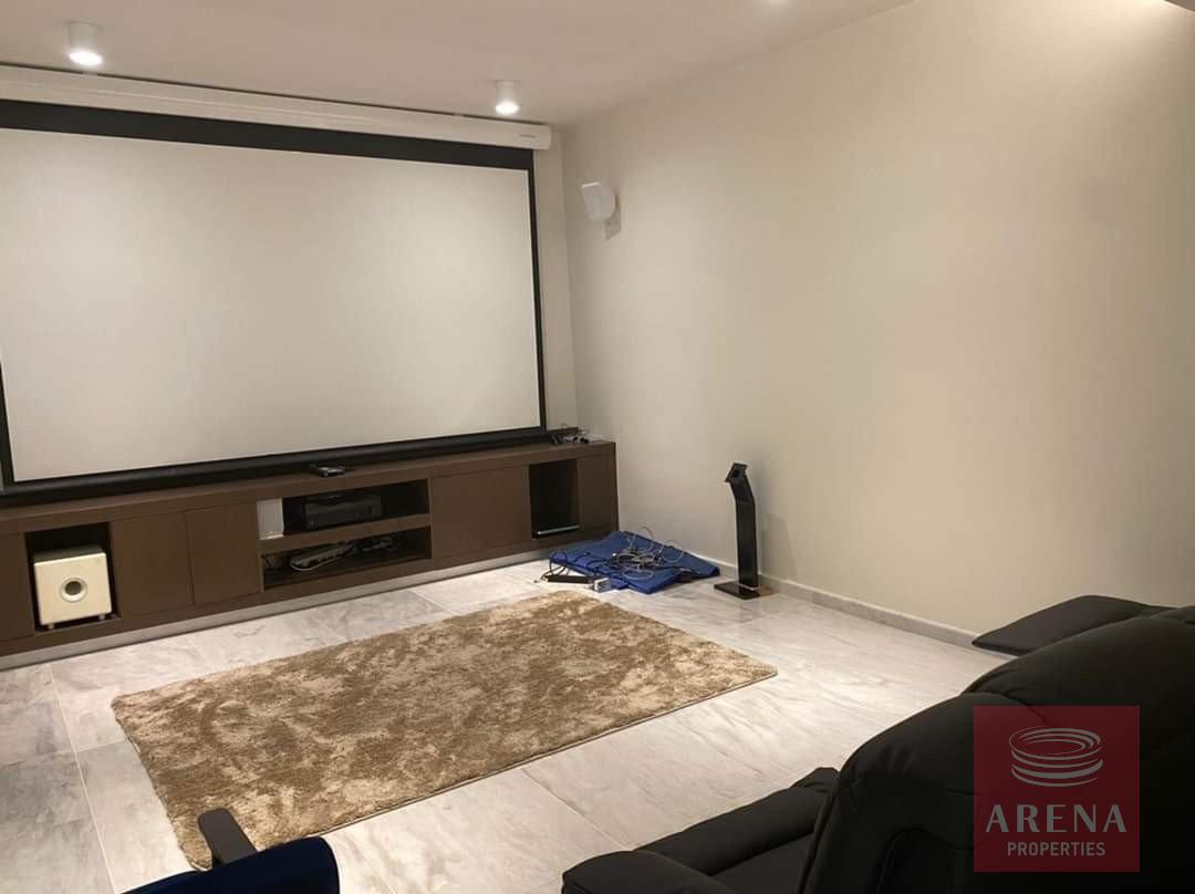 1-VILLA-CHLORAKA-9703-13