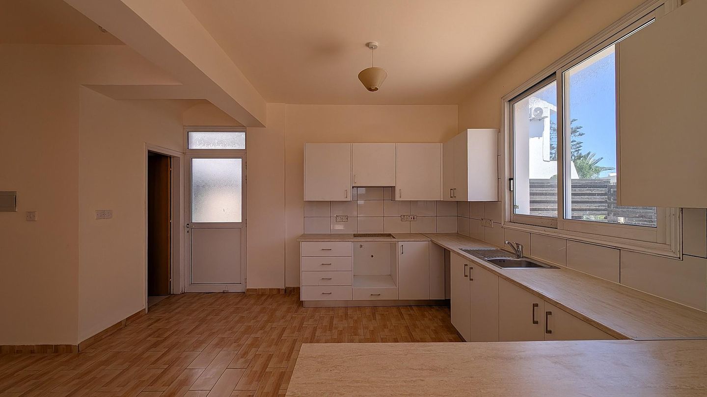 1-VILLA-PERNERA-9808-15-2