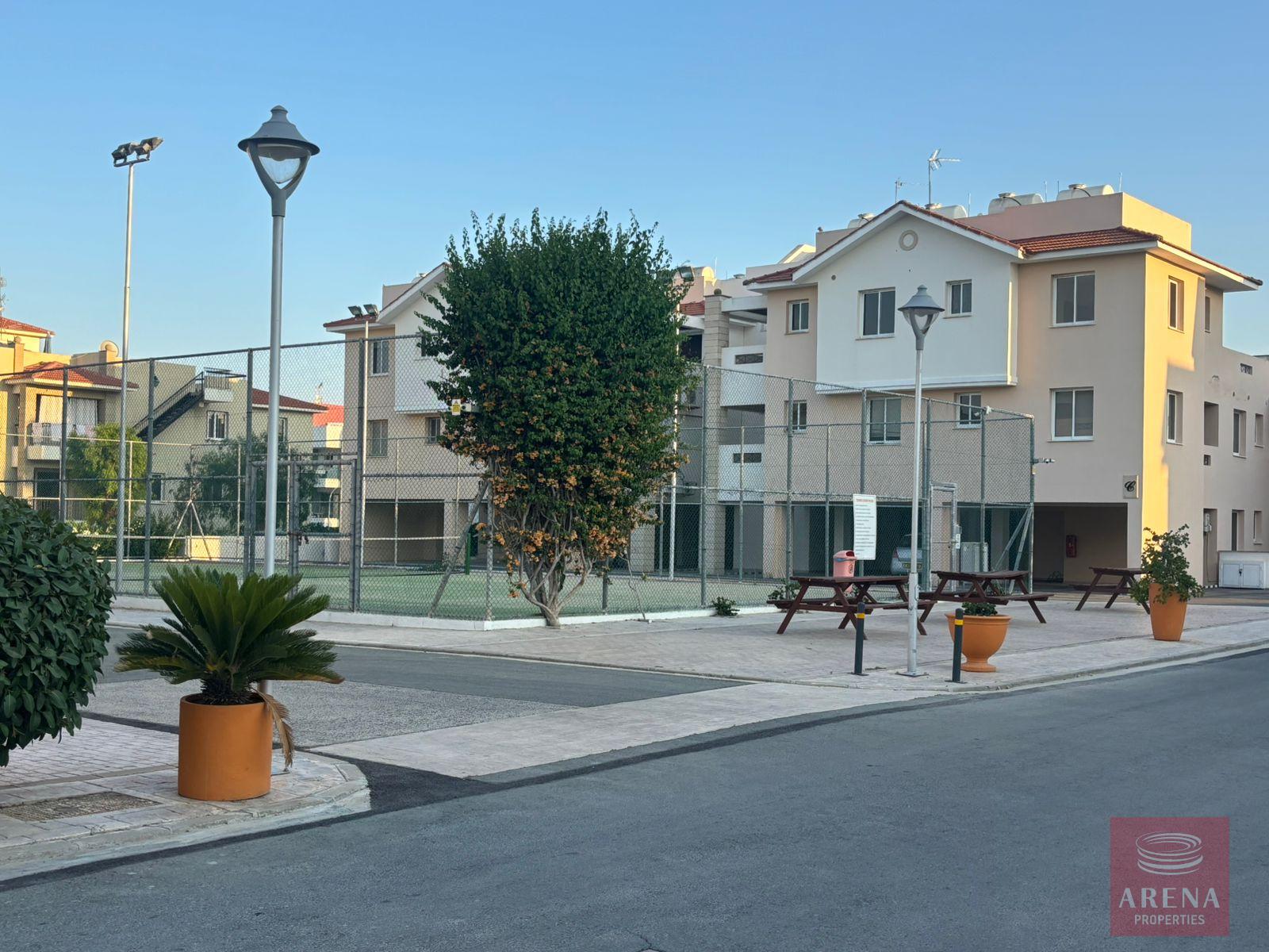 1-a-bed-pyla-10296-39-3