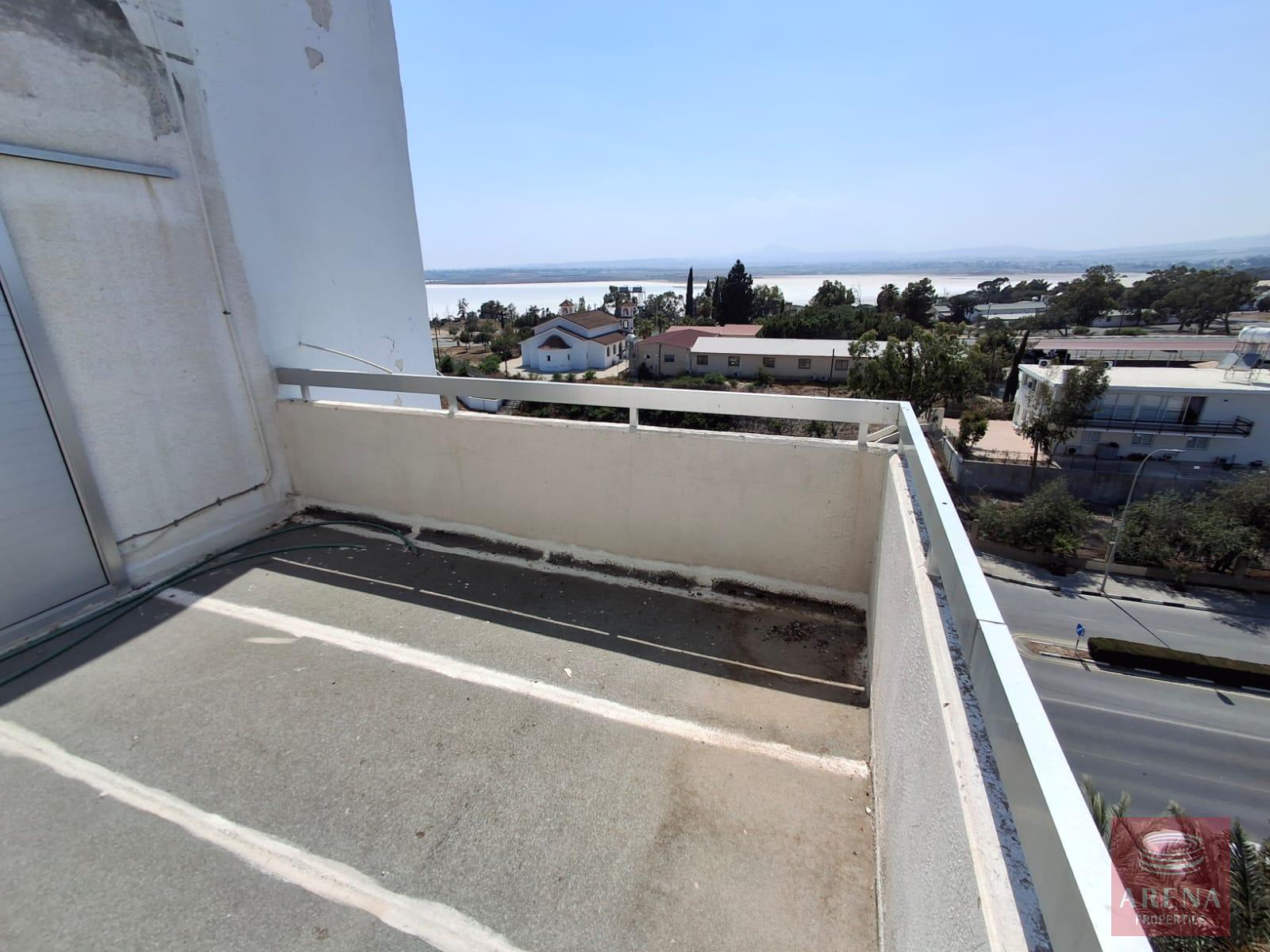 1-apartment-in-makenzy-9728-10