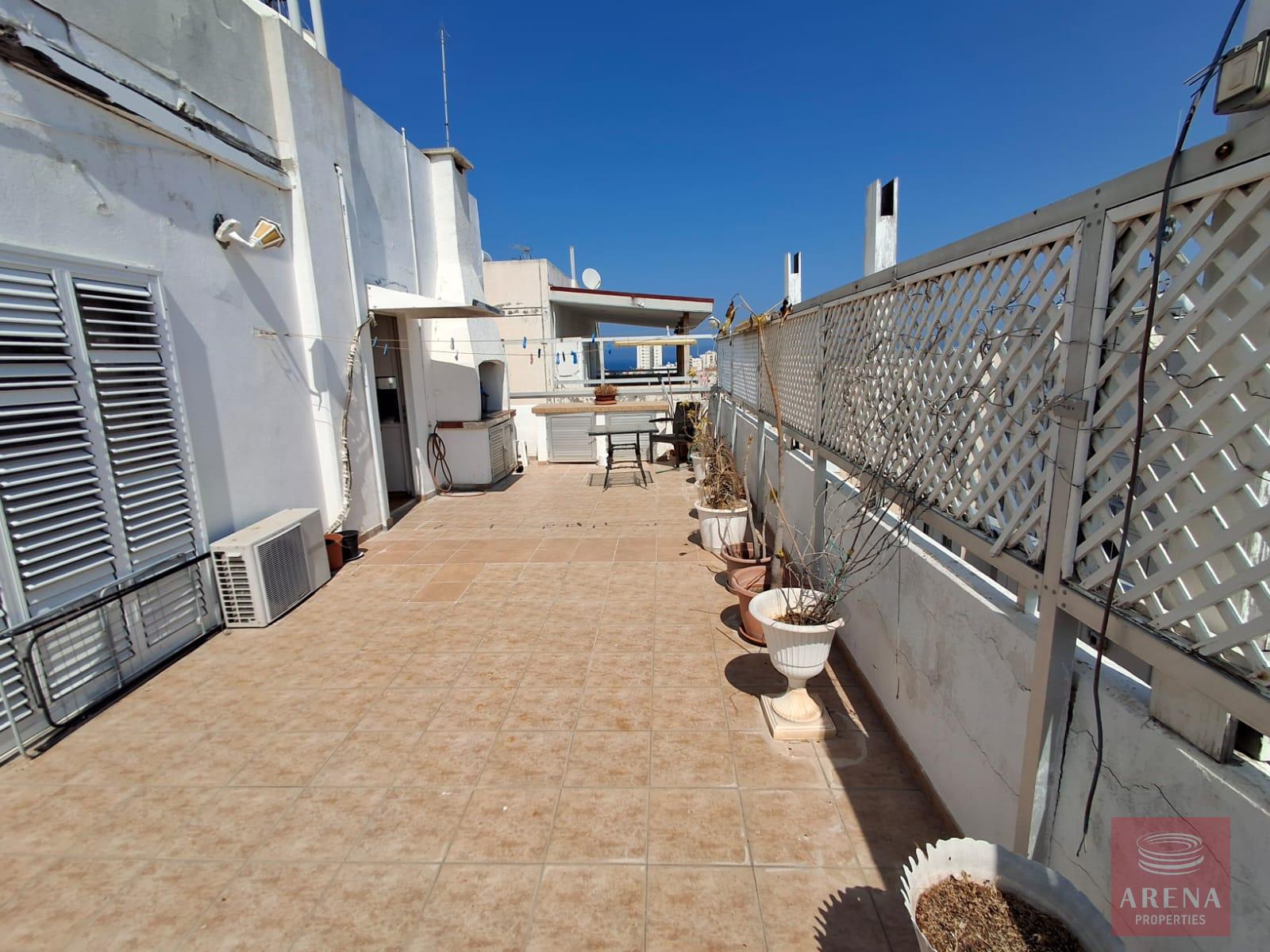 1-apartment-in-makenzy-9728-14