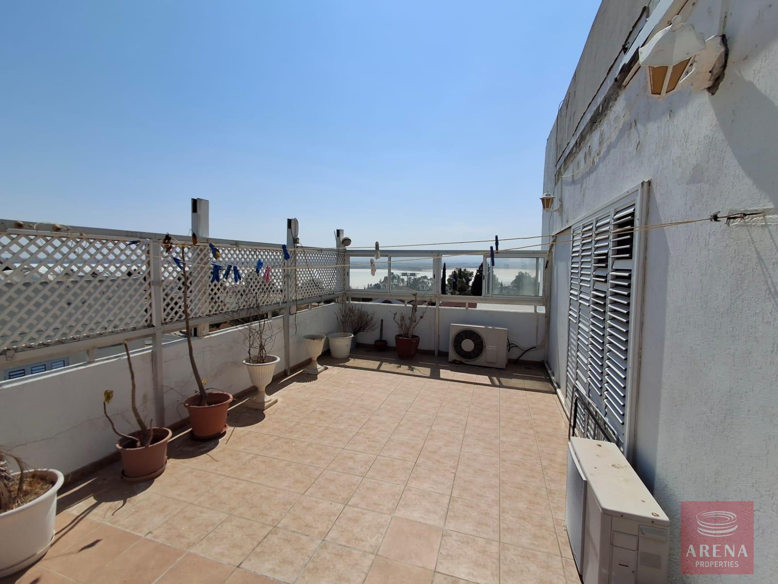 1-apartment-in-makenzy-9728-15