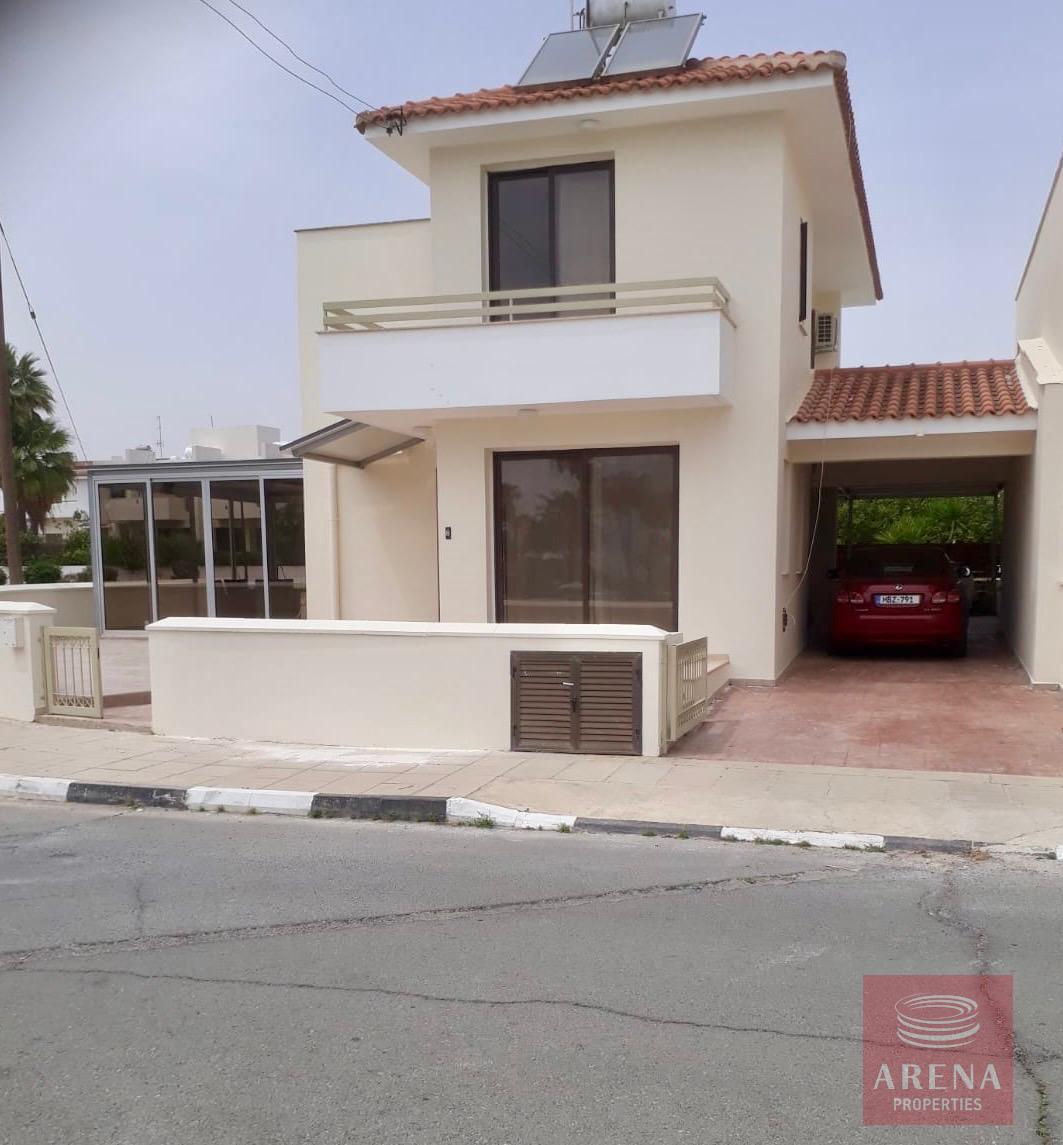 1-villa-for-rent-9066-1