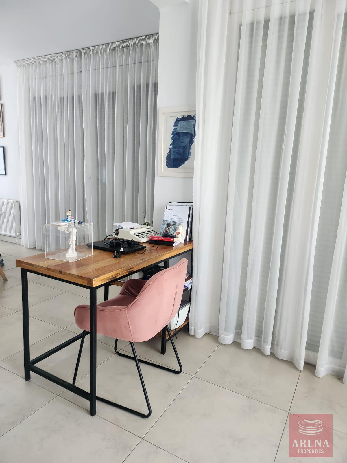 1-villa-larnaca-10230-5-5