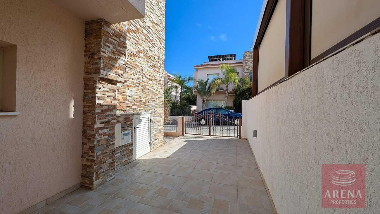 1-villa-pernera-10414-17-5