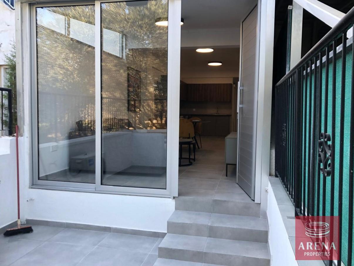 11-2-BED-APT-DEKELIA-8456