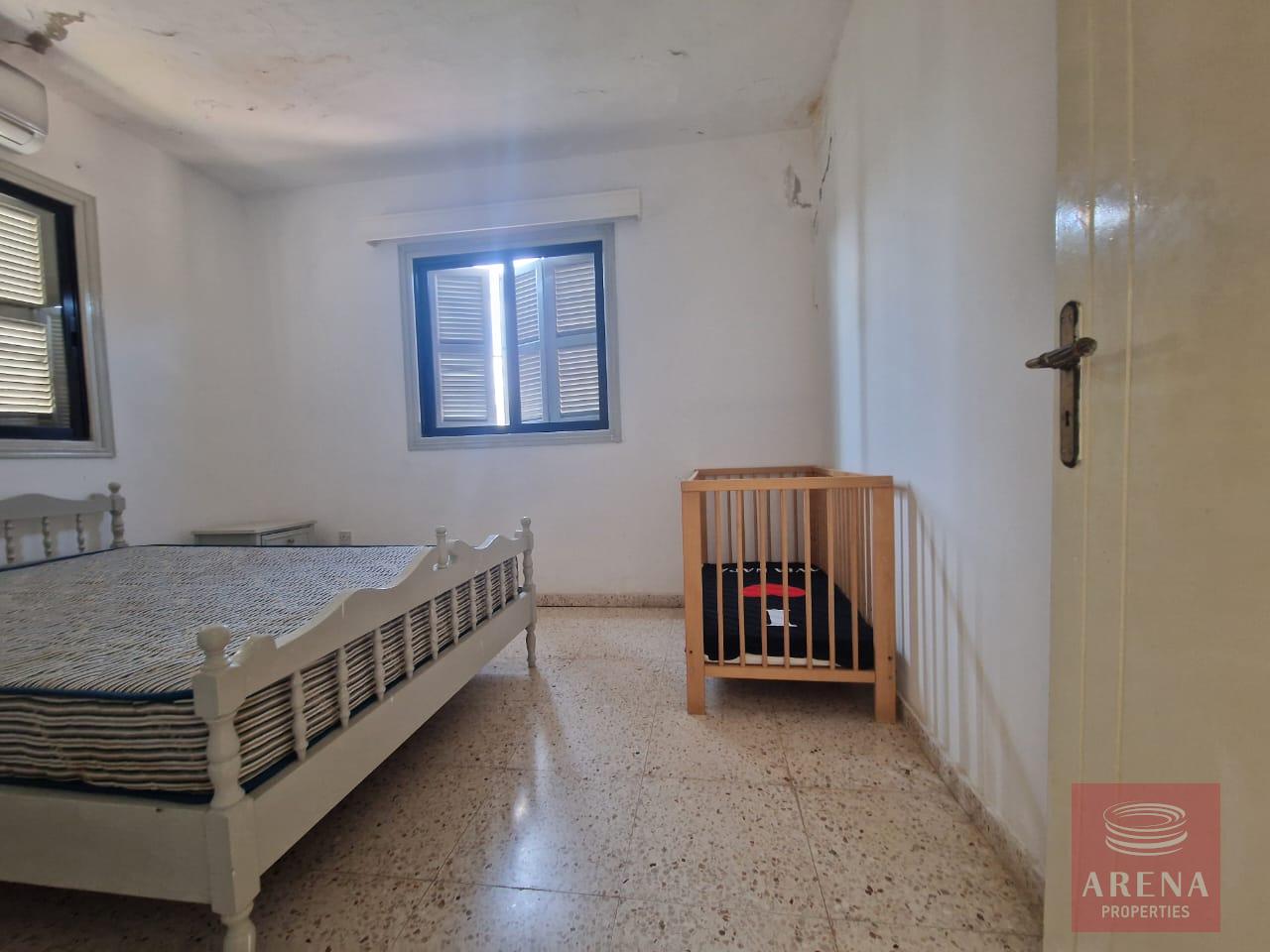 11-2-BED-APT-KAPPARIS-8817-1