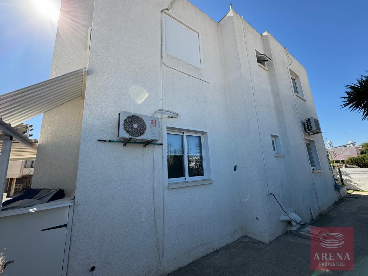 11-2-BED-APT-PARALIMNI-6217-1