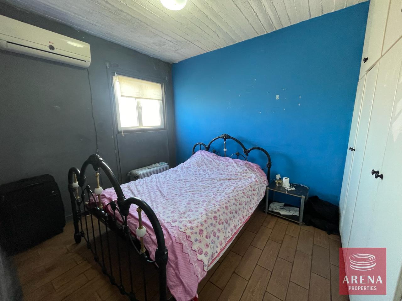 11-3-BED-APT-LARNACA-7863-1