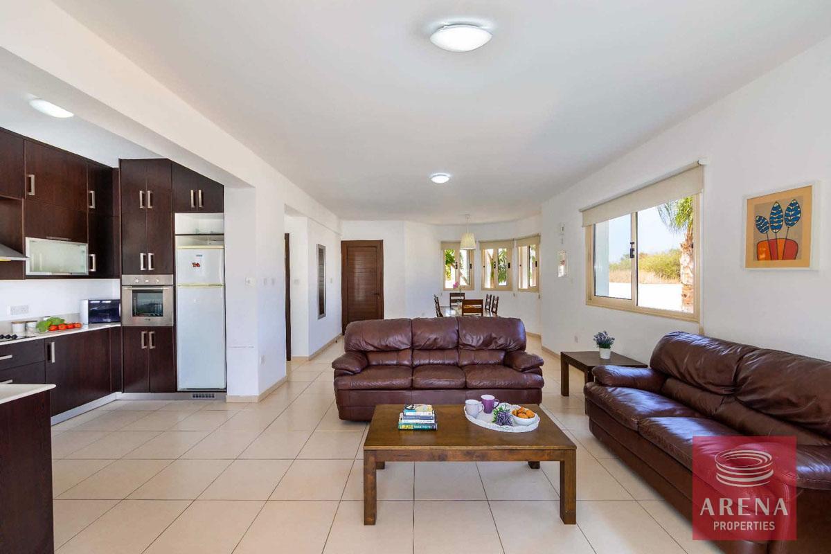 11-3-BED-VILLA-IN-PERNERA-6815