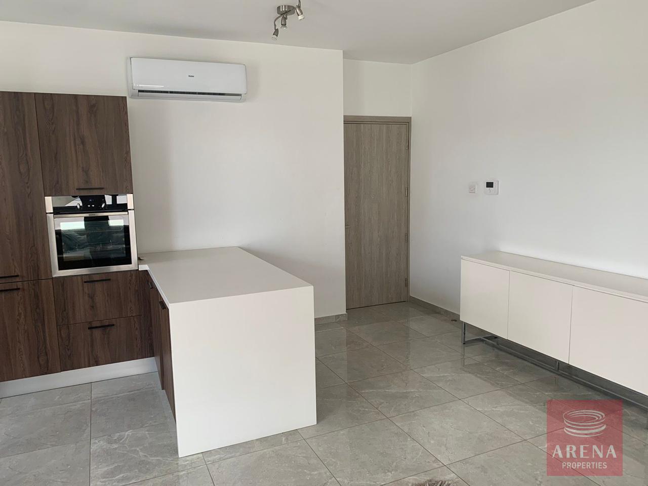 11-PENTHOUSE-IN-DROSIA-8490-1