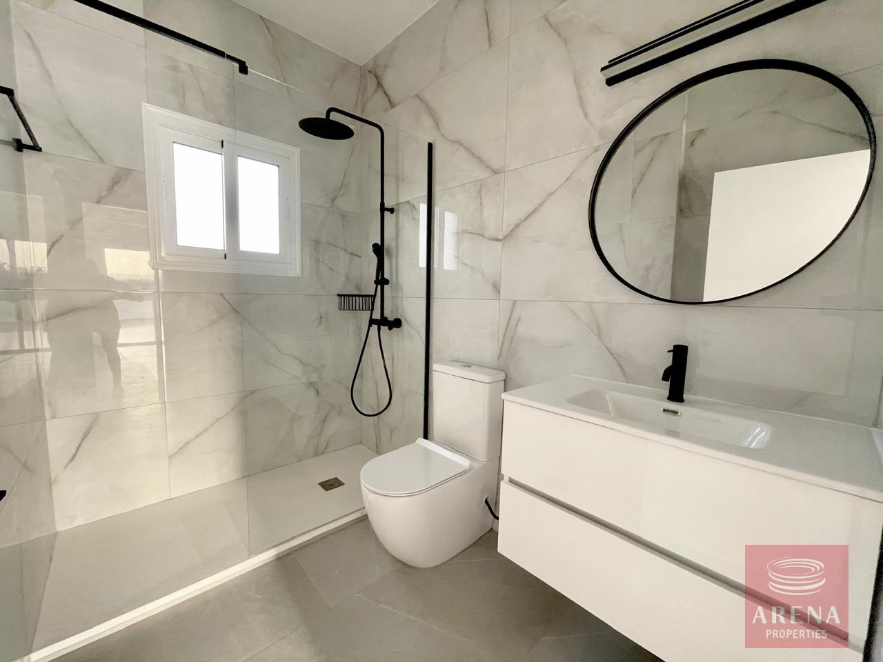 11-TOP-FLOOR-APT-8059-2