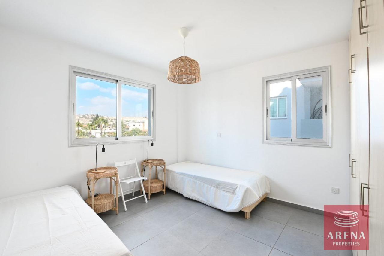 12-2-BED-APT-PYLA-7737