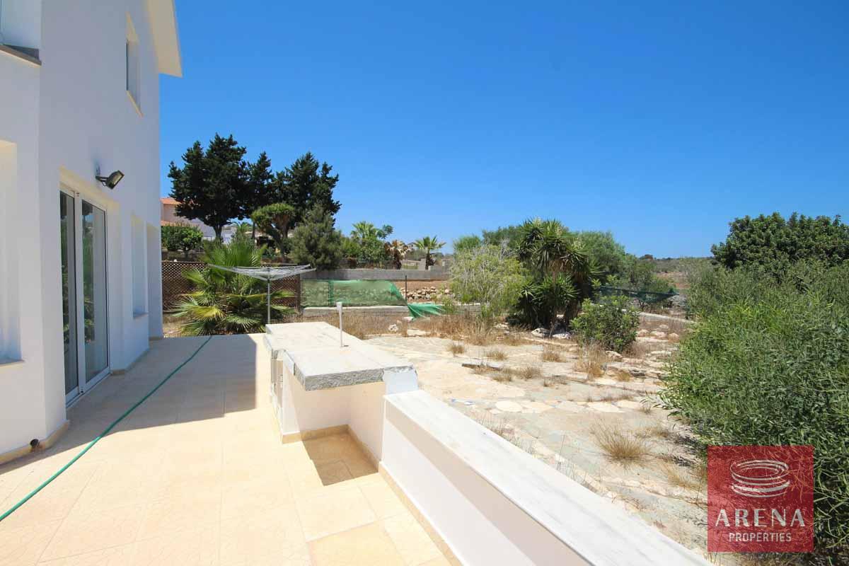 12-4-BED-VILLA-FOR-SALE-IN-CAPE-GRECO-6484
