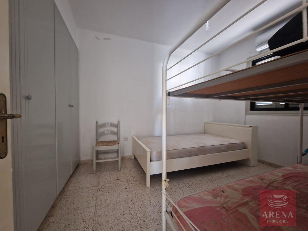 13-2-BED-APT-KAPPARIS-8817-1