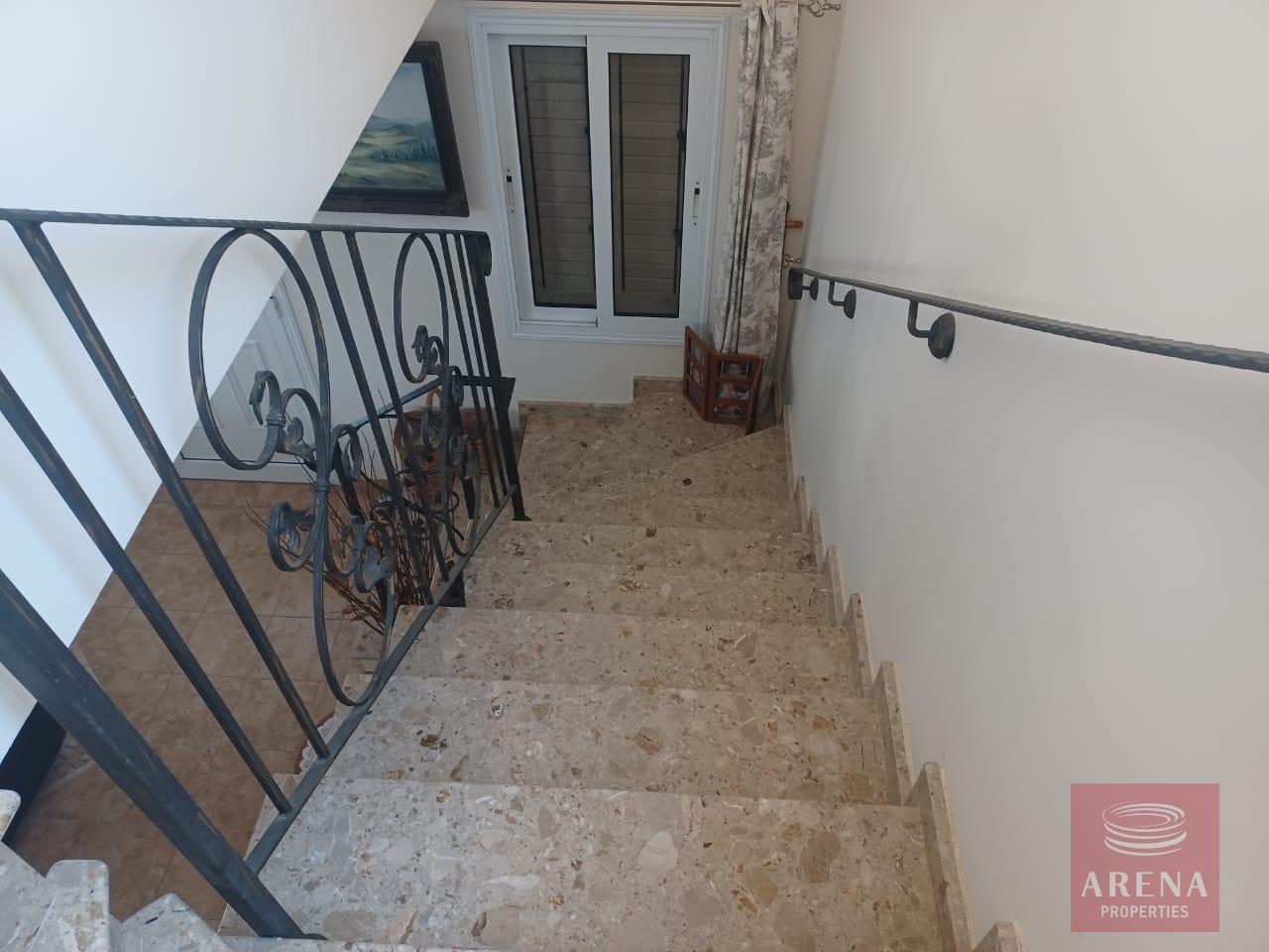 13-3-BED-VILLA-IN-AVGOROU-7036-1