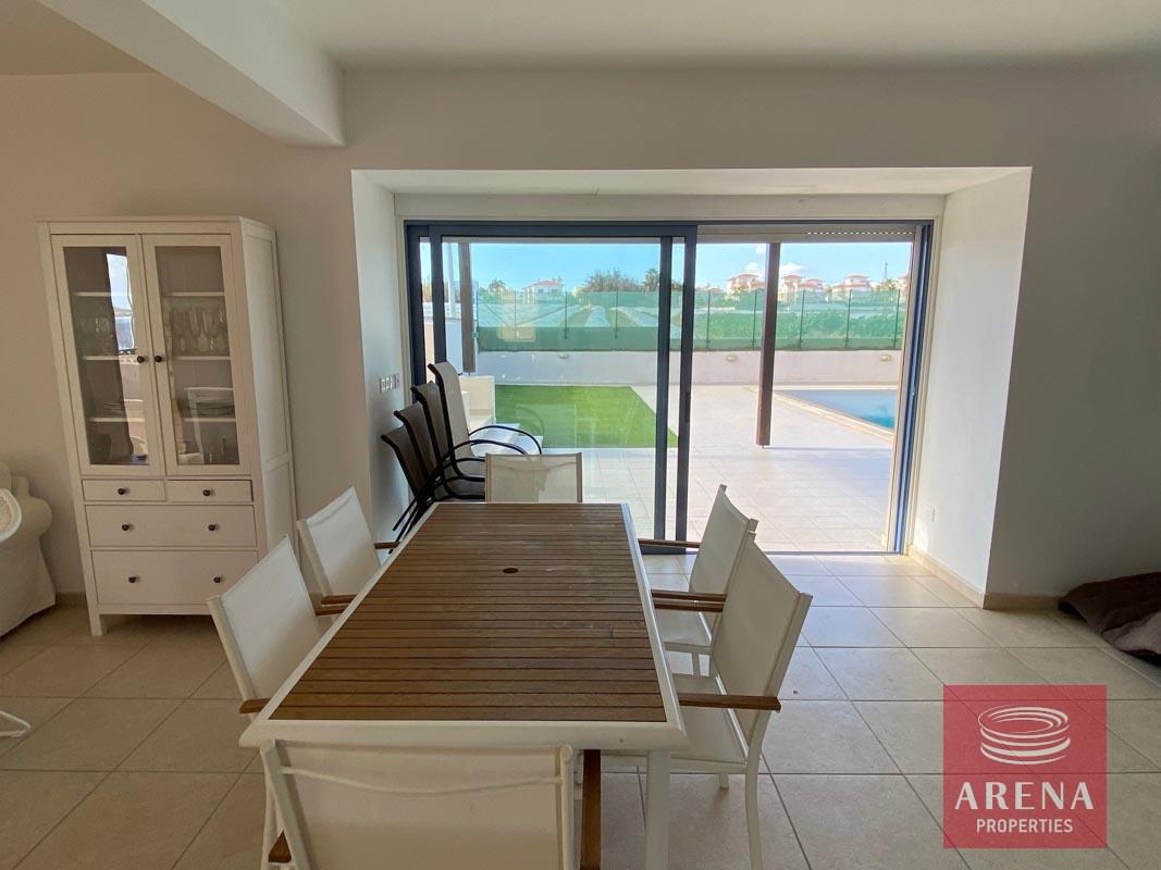 13-4-BED-VILLA-IN-AYIA-TRIADA-5779-2
