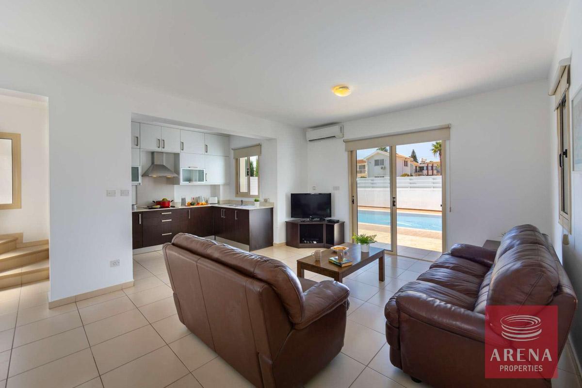 14-3-BED-VILLA-IN-PERNERA-6813