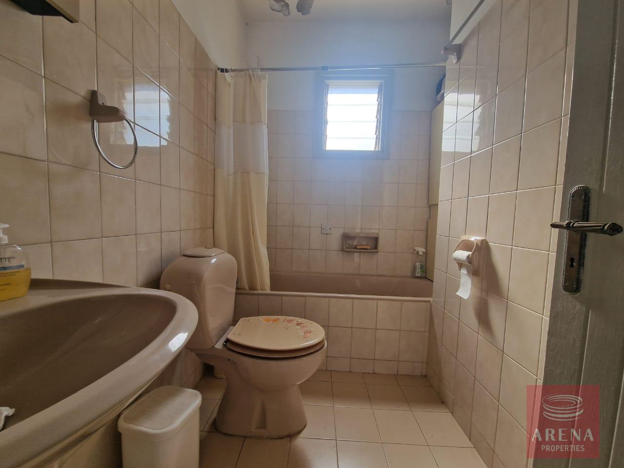 15-2-BED-APT-KAPPARIS-8817-1