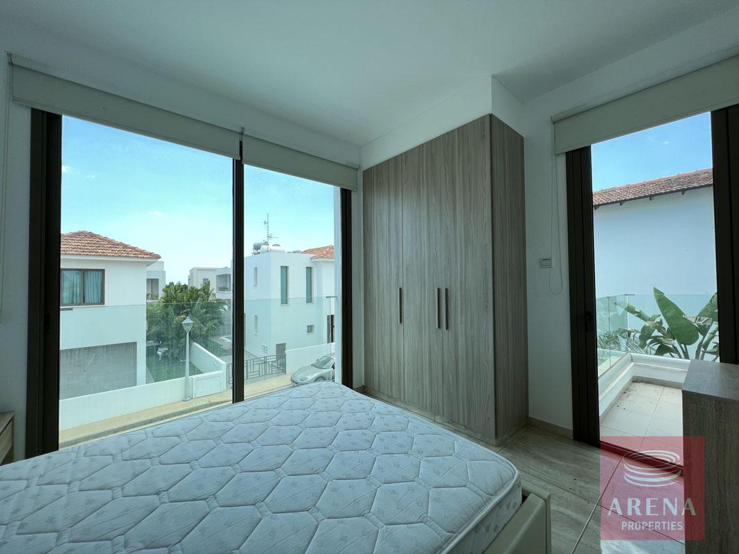 15-3-BED-VILLA-IN-AYIA-TRIADA-8169-1