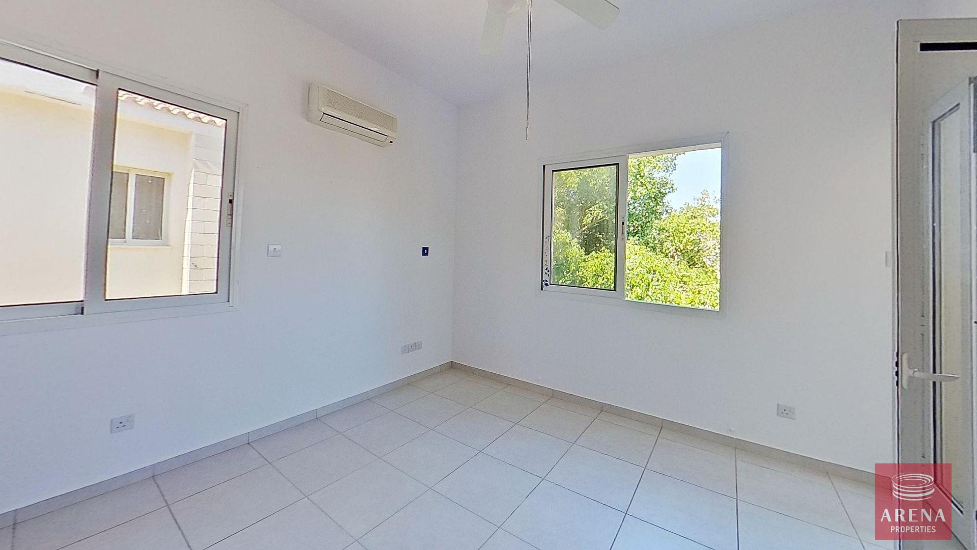 15-house-in-ormidia-8386