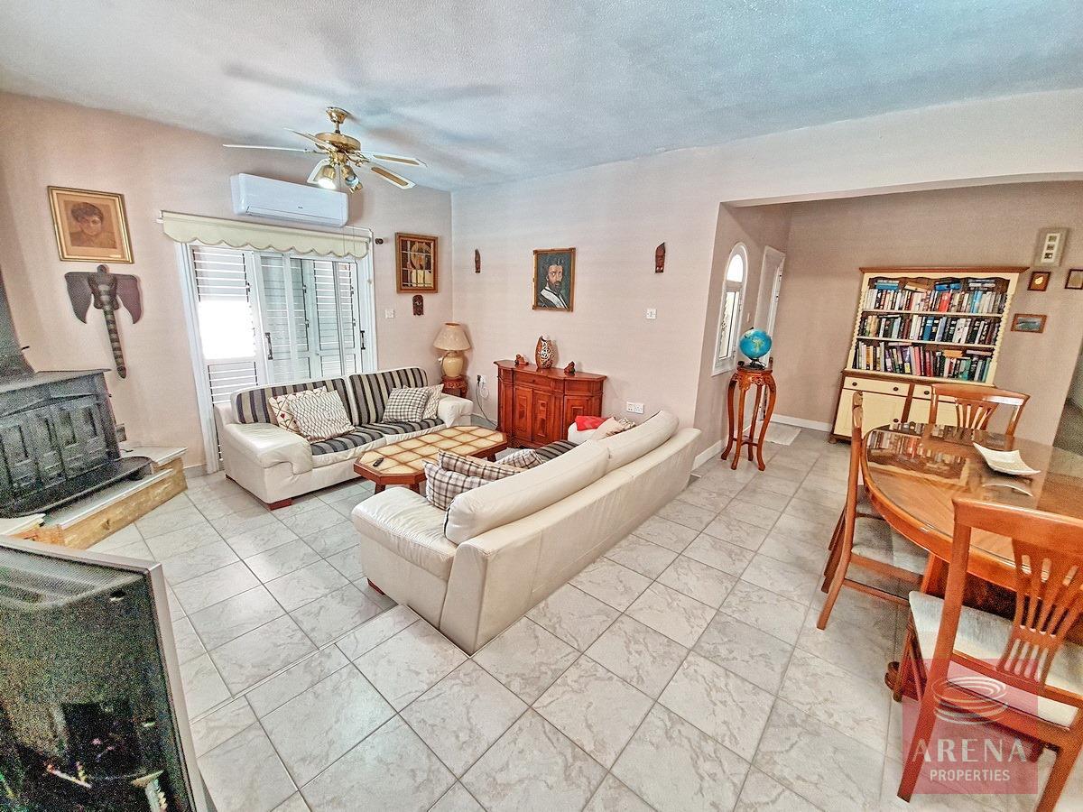 16-4-BED-BUNGALOW-PARALIMNI-8979-1