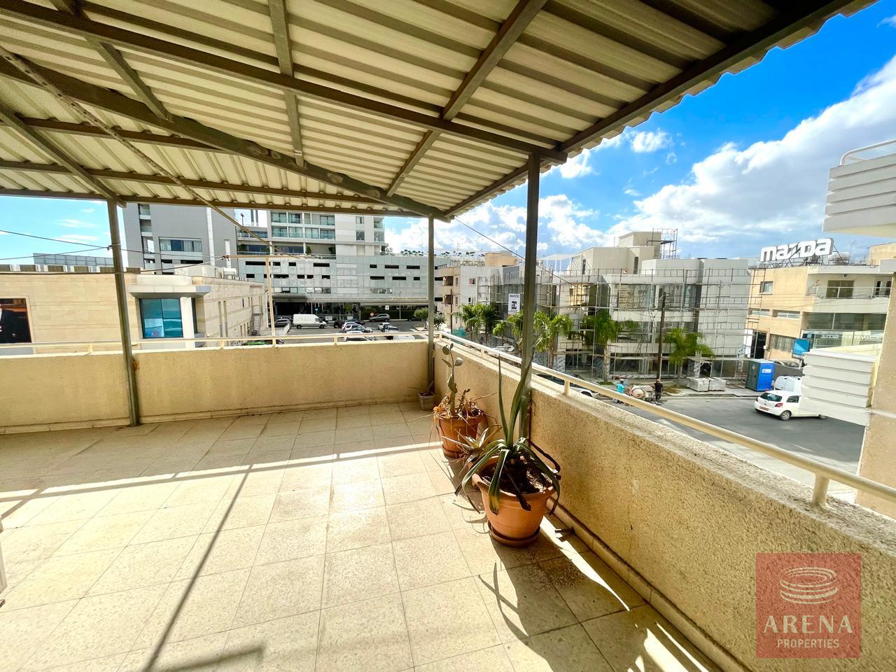 18-3-BED-APT-IN-NEW-MARINA-AREA-9032-1