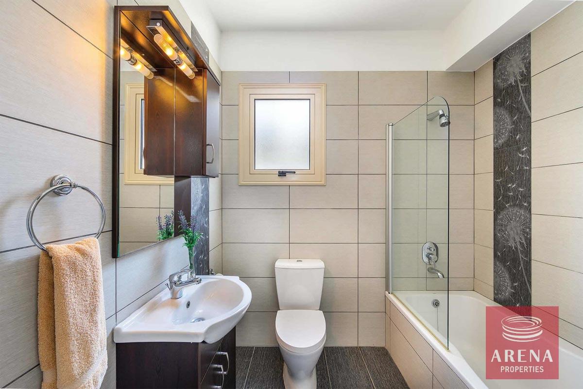 18-3-BED-VILLA-IN-PERNERA-6815