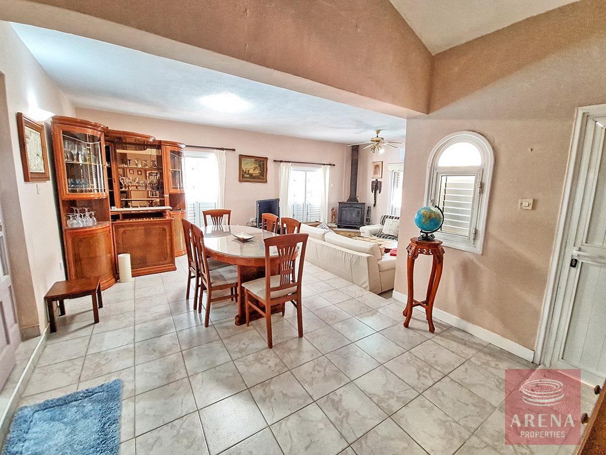 18-4-BED-BUNGALOW-PARALIMNI-8979-1