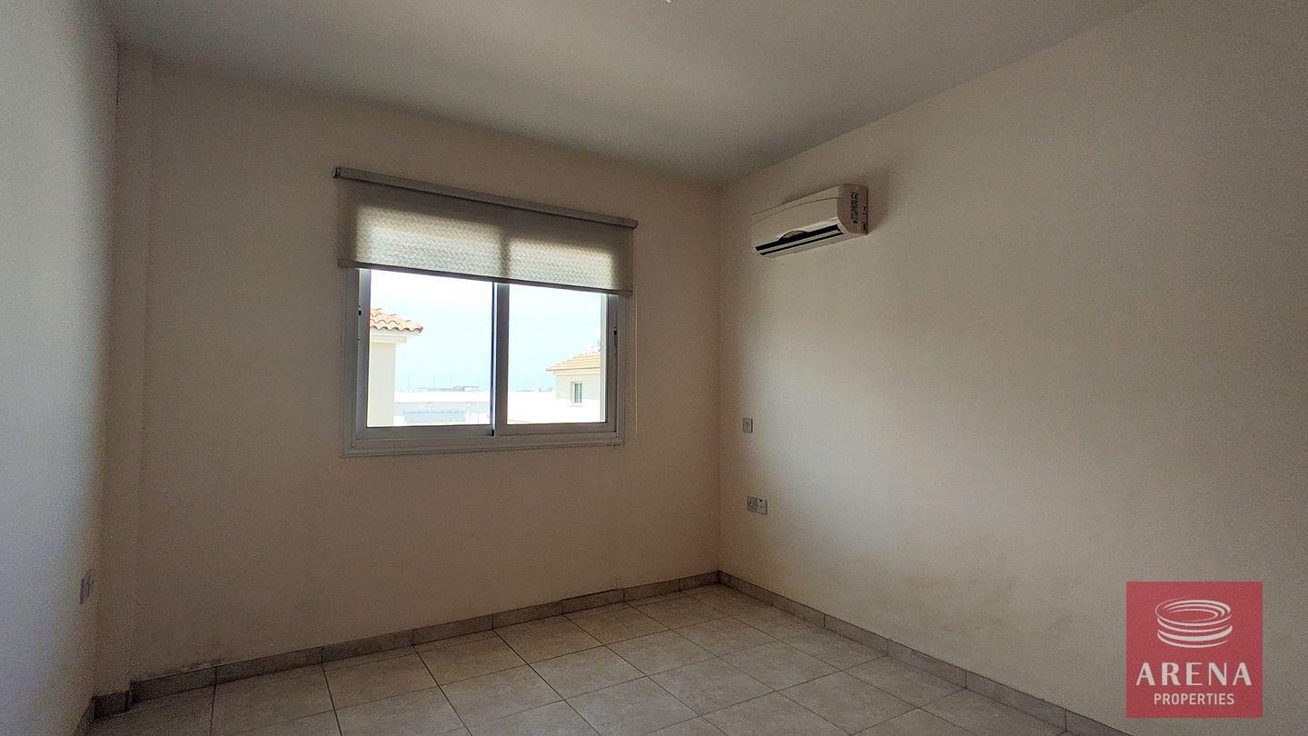 19-2-bed-apt-in-paralimni-7128