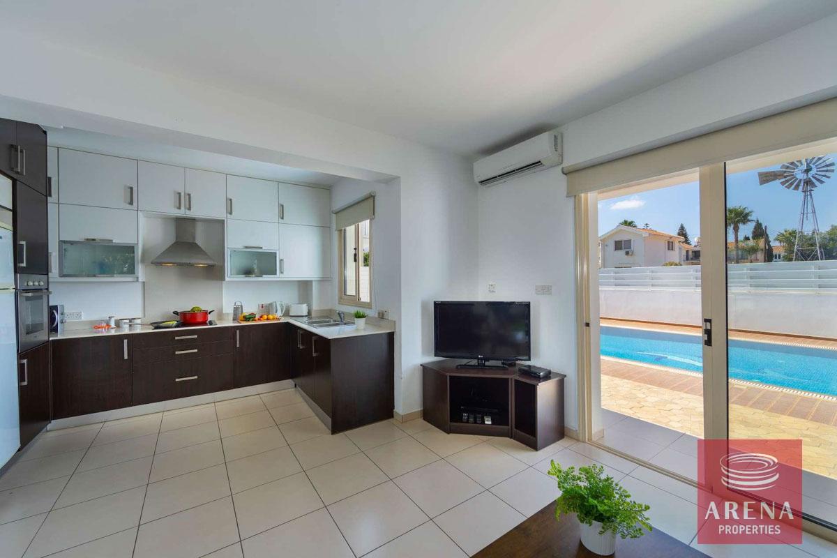 19-3-BED-VILLA-IN-PERNERA-6813