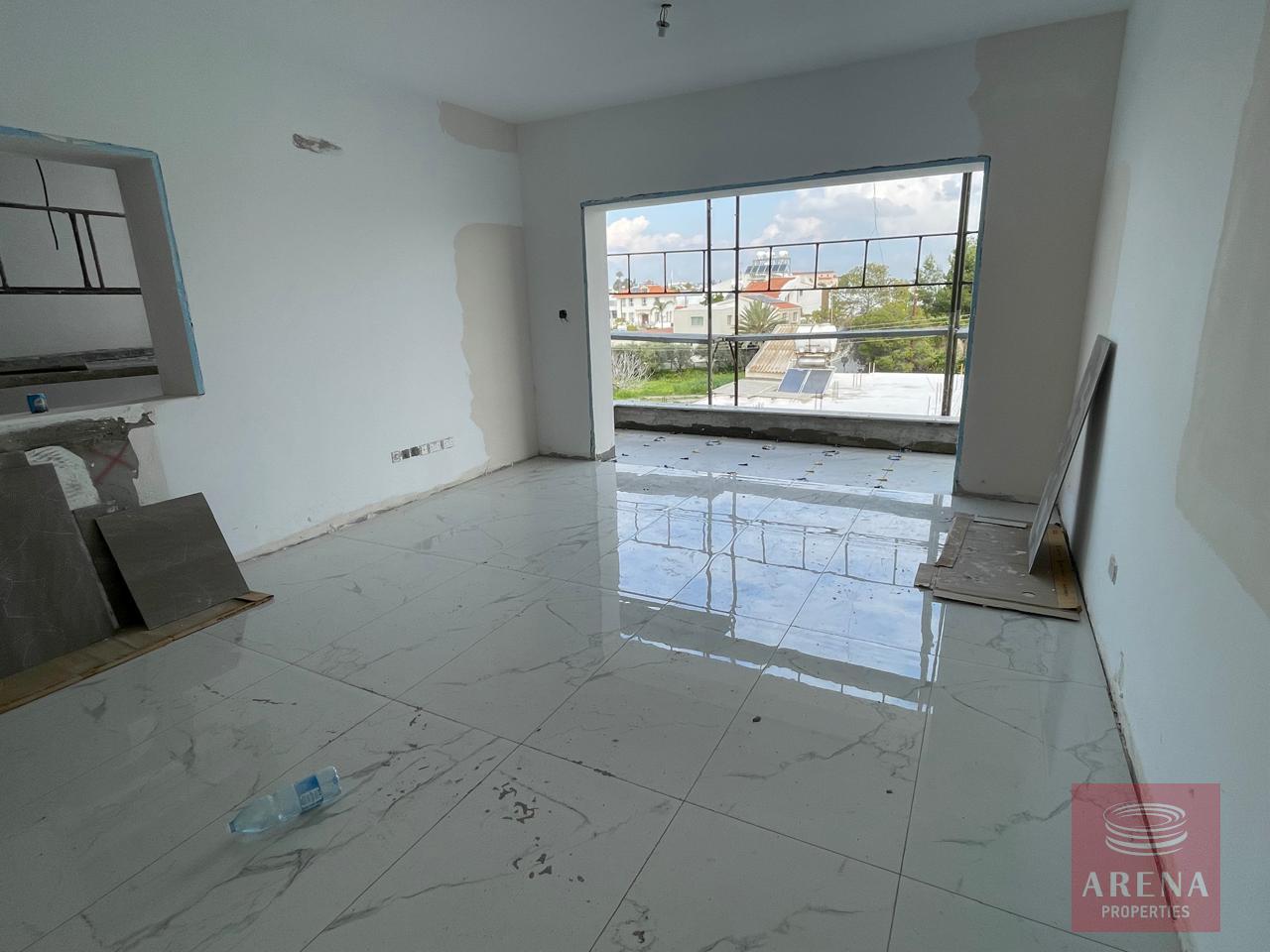 2-1BEDAPT-LIVADIA-9308