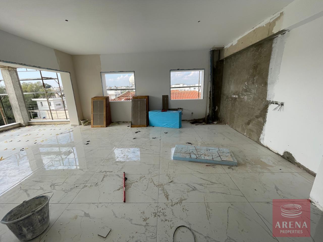 2-2-BED-PENTHOUSE-LIVADIA-9309