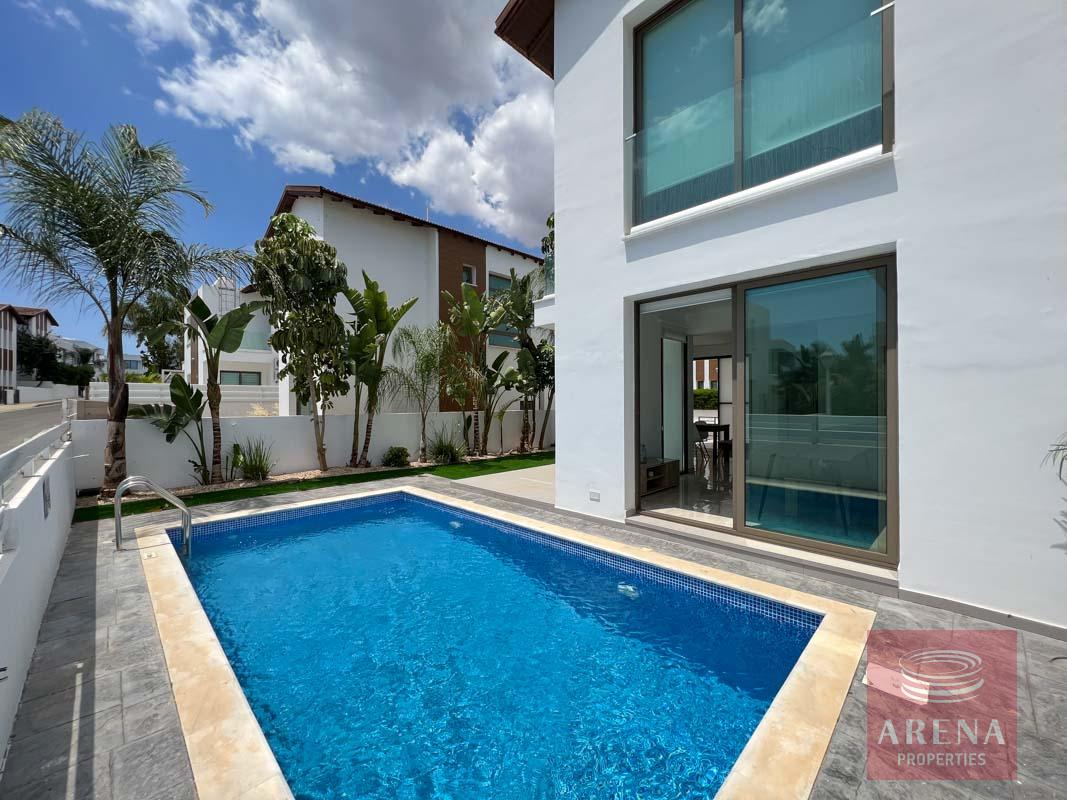 2-3-BED-VILLA-IN-AYIA-TRIADA-8169-1