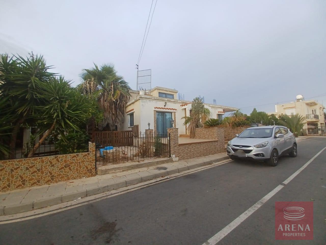 2-4-BED-VILLA-VRYSOULLES-7592-2