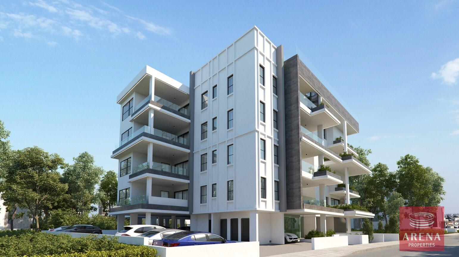 2-APTS-IN-LARNACA-8939