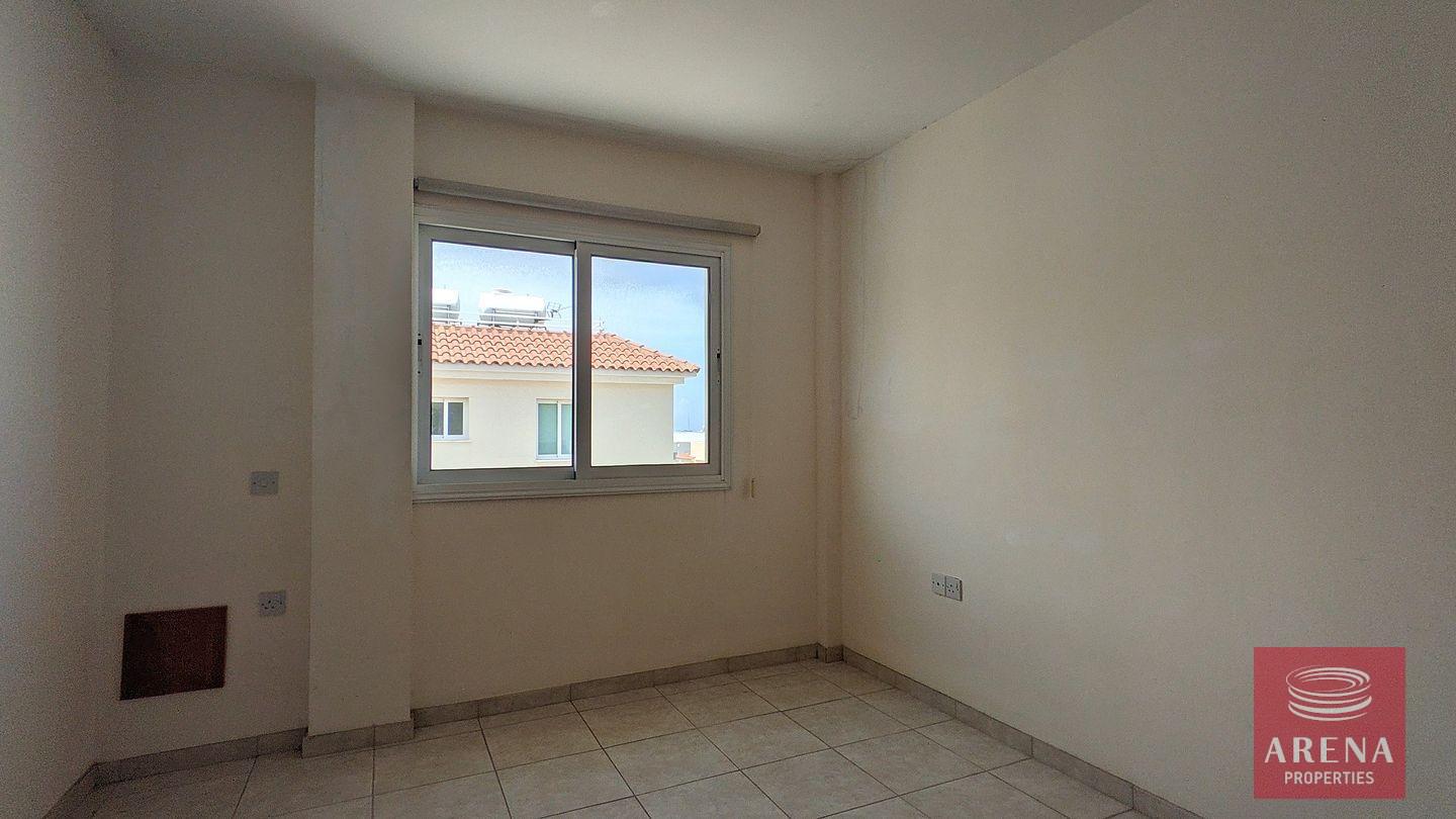 20-2-bed-apt-in-paralimni-7128