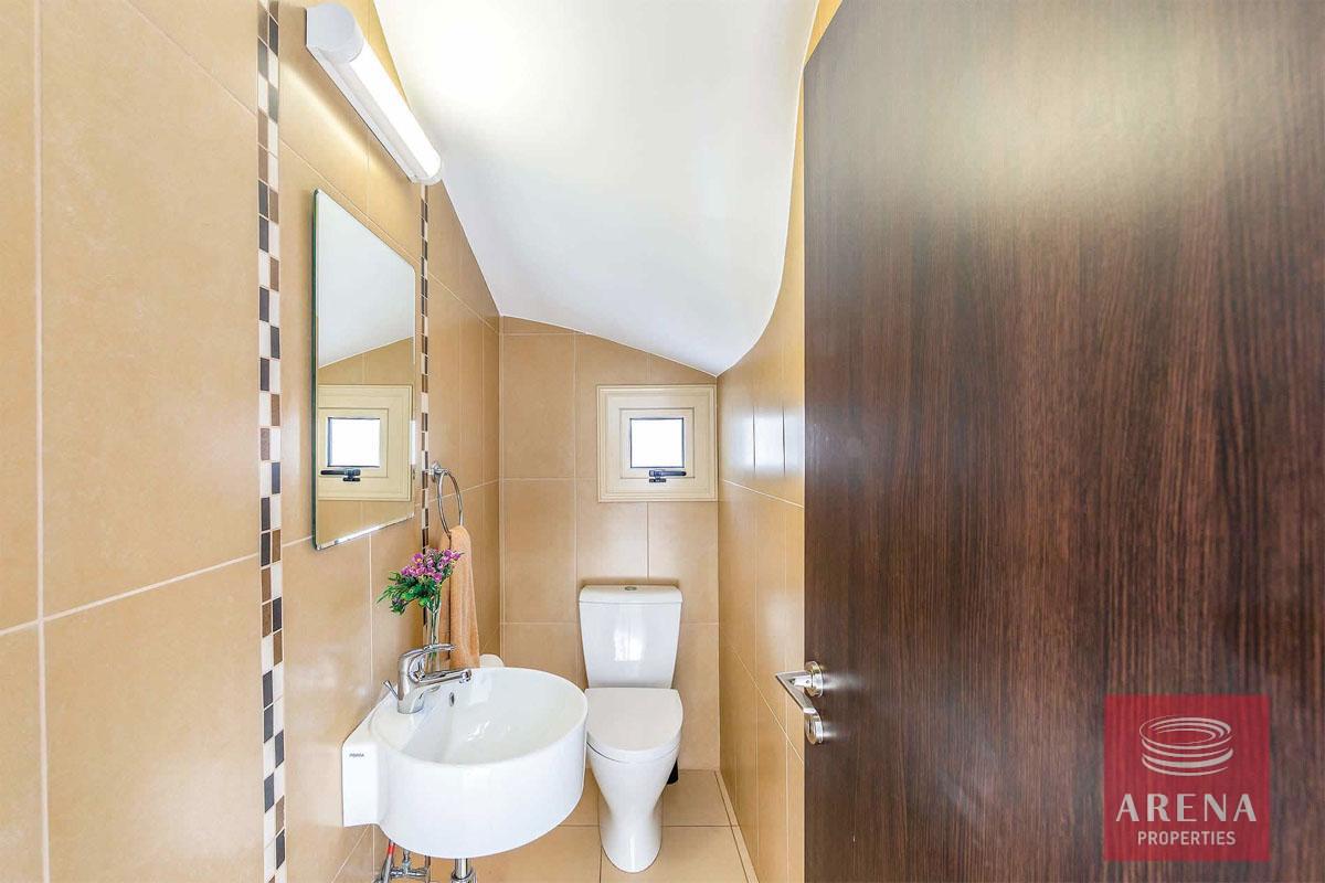 20-3-BED-VILLA-IN-PERNERA-6813