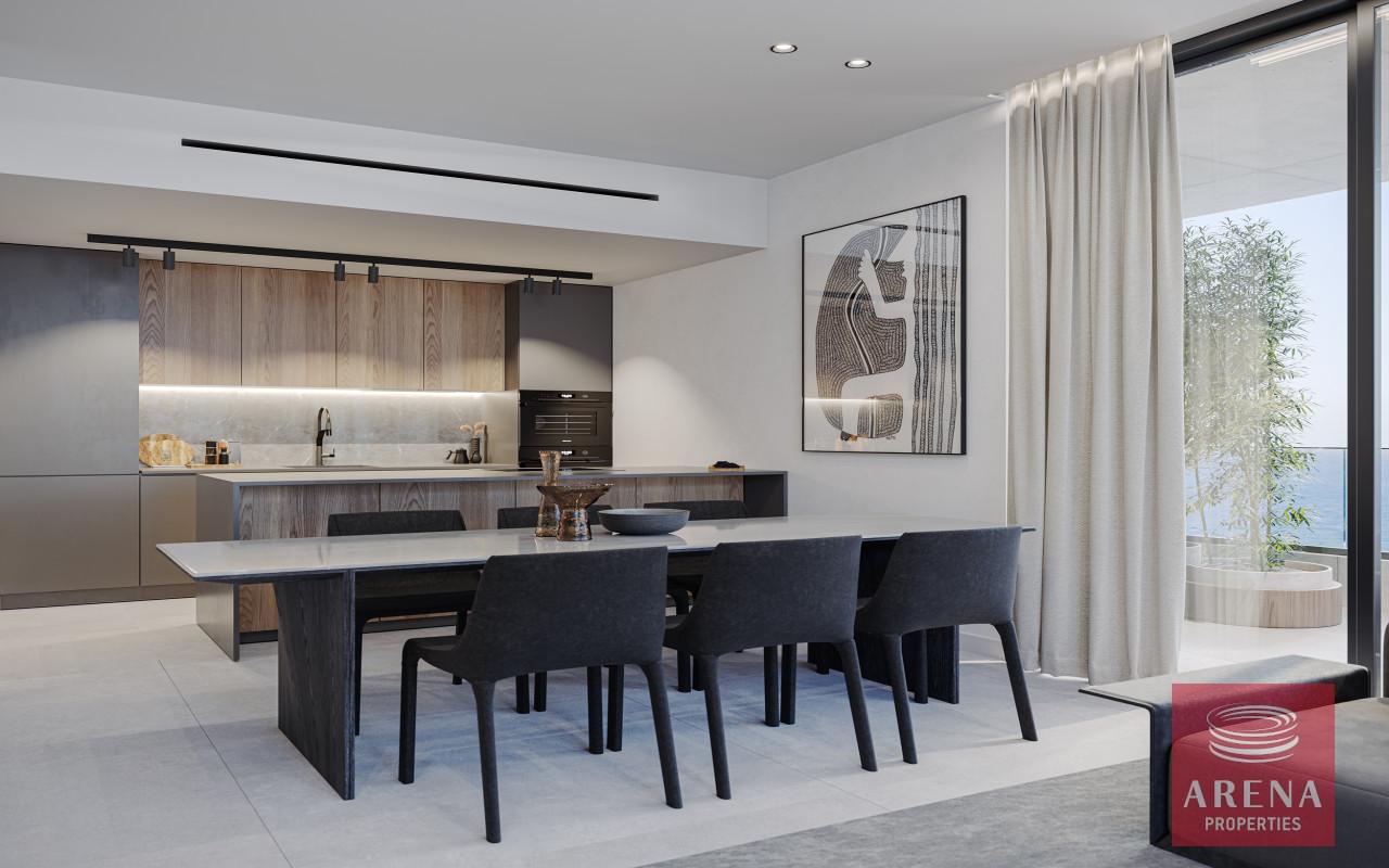 23-286-REEF-302-Living-02