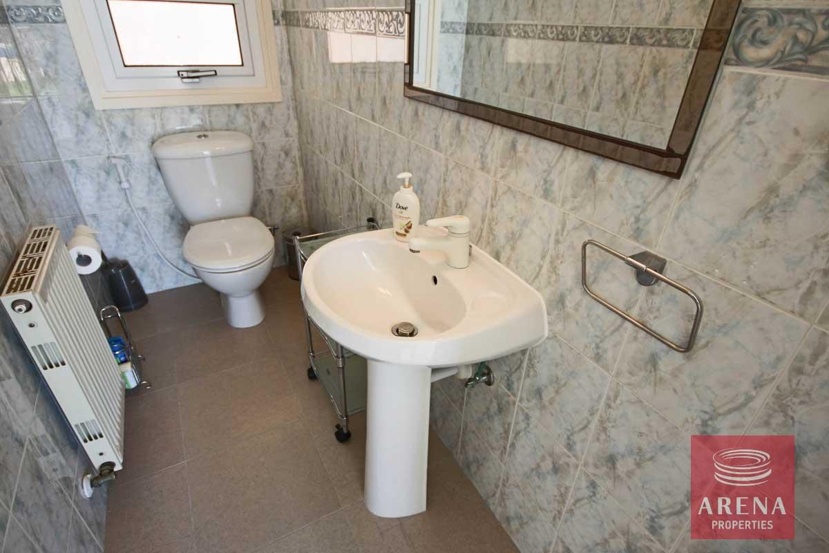 23-4-BED-VILLA-FOR-SALE-IN-CAPE-GRECO-6484