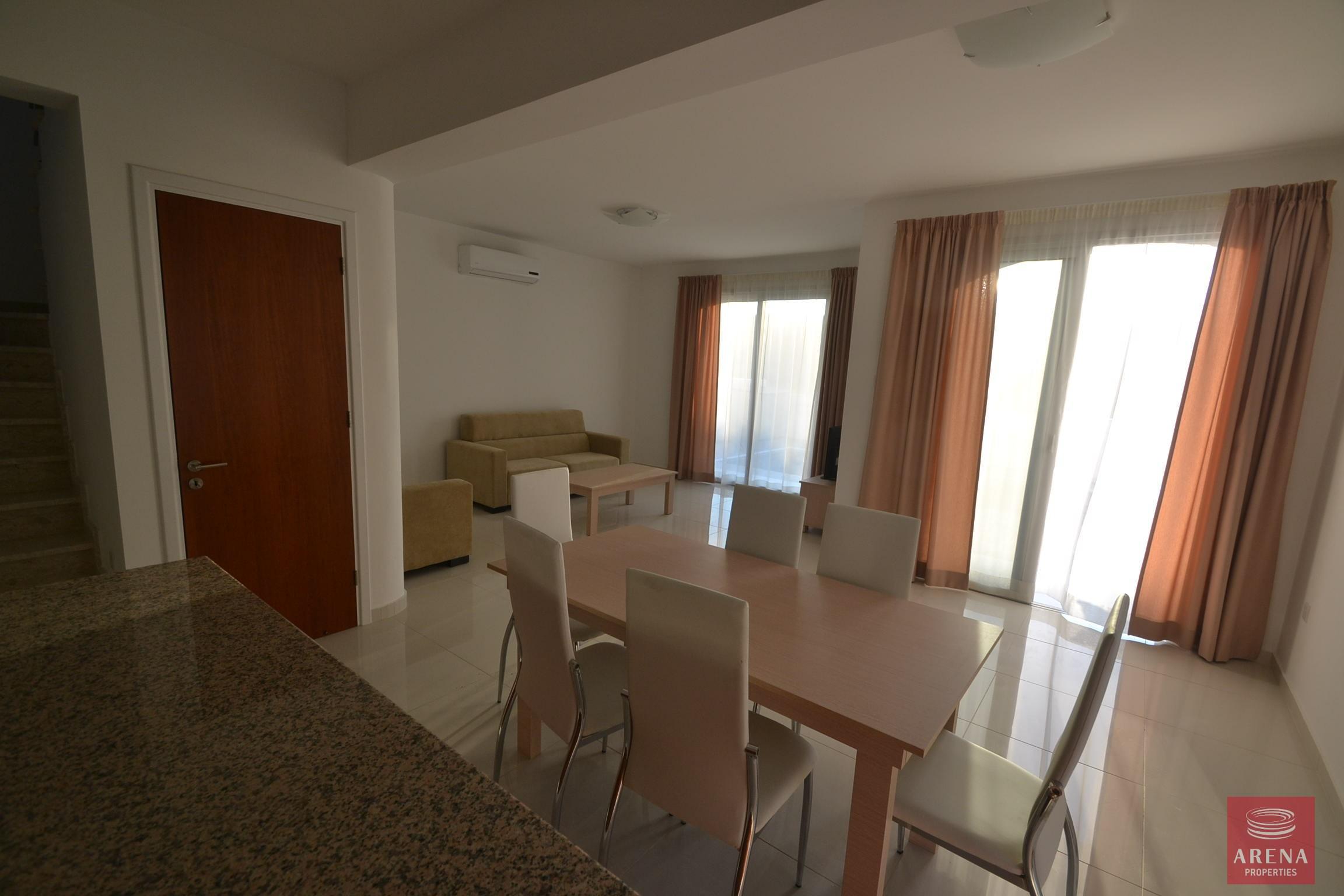2555-dining-area-1