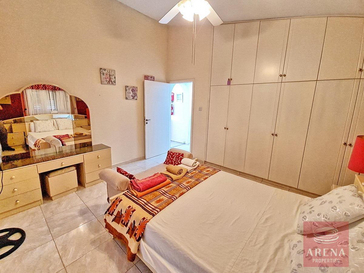 26-4-BED-BUNGALOW-PARALIMNI-8979-1