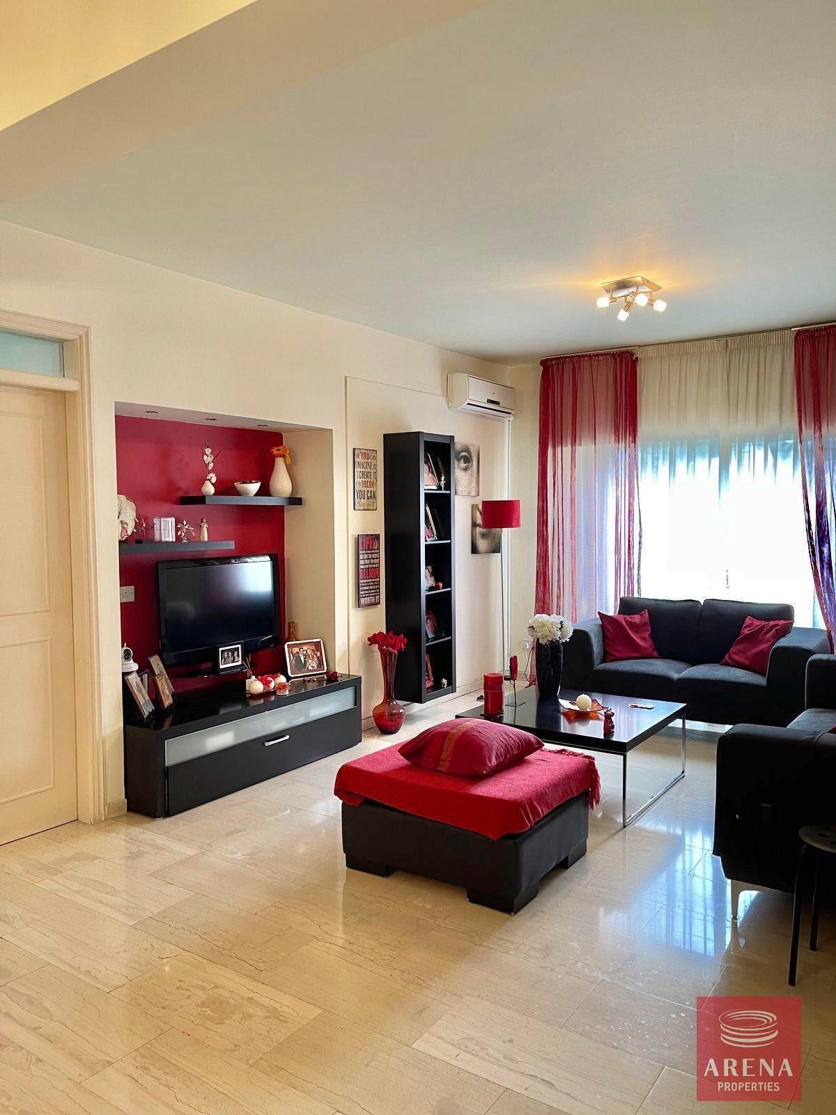 272907363_665397877981786_4884460103469524497_n-1