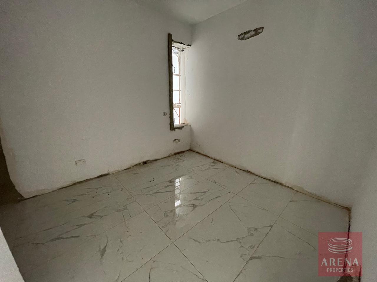 3-1BEDAPT-LIVADIA-9308