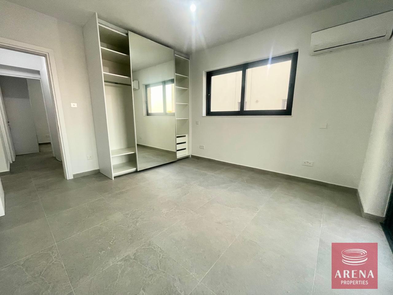 3-2-BED-APT-ARADIPPOU-8661